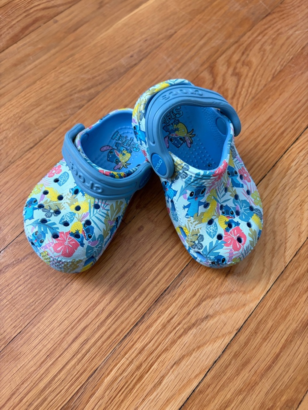 CROCS Kids STITCH.
